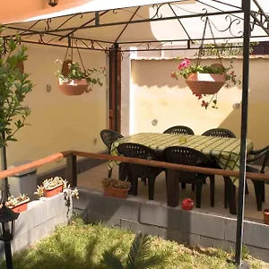 I Colori Del Sole Frühstückspension Fiumefreddo di Sicilia
